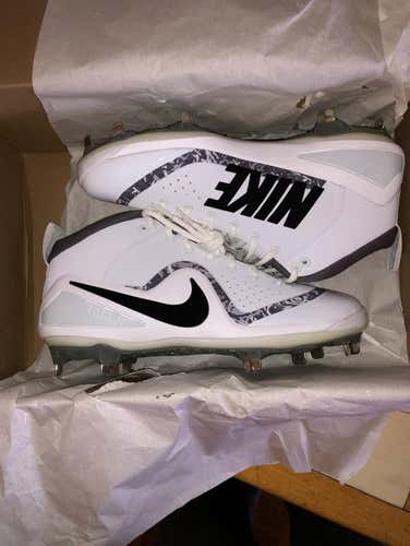 Nike Force Zoom Trout 4