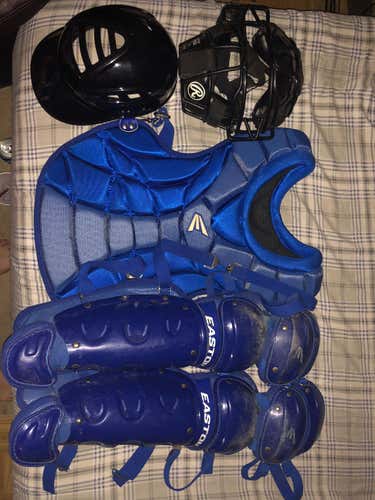 Easton Stealth Catcher’s Gear