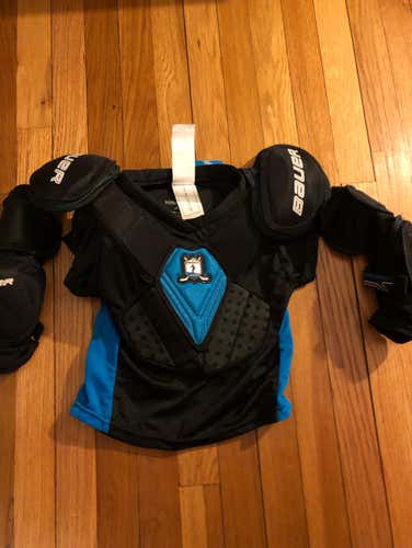 Bauer Prodigy Youth Large New