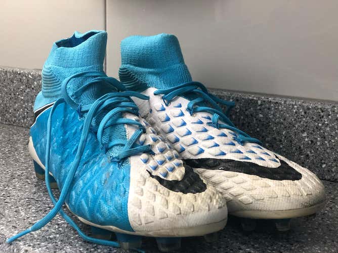 Hypervenom Phantom 3 DF Firmground/ Artificial Turf