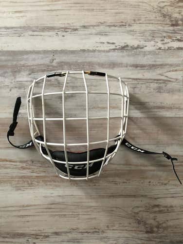 CCM Fm580 Cage