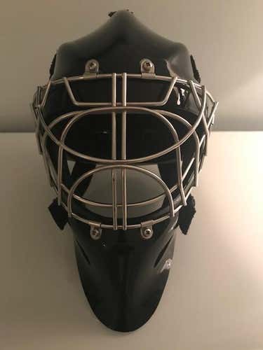 Wall W4 Goalie Mask Senior (Finland Made)