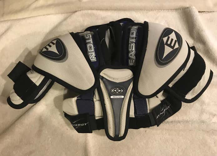 Used Youth Easton Synergy Shoulder Pads