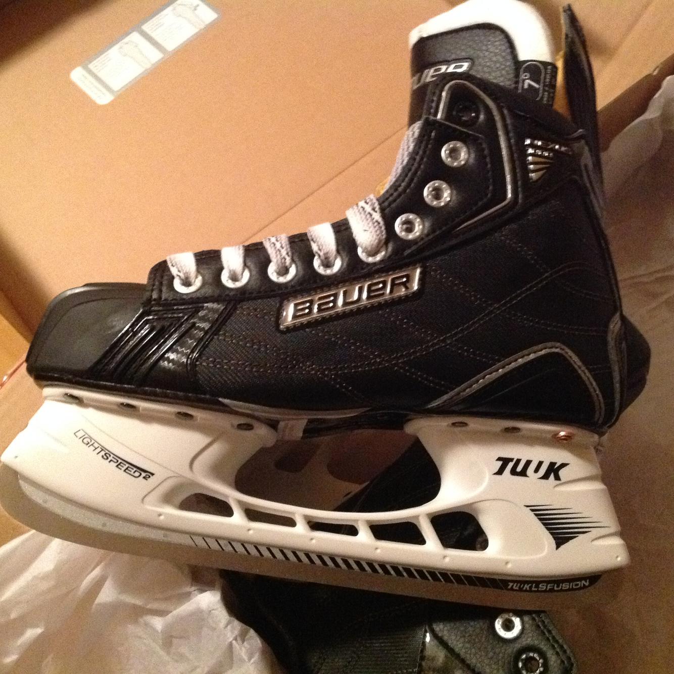 Details about   New Bauer One100LE Ice Hockey Goalie skates size 7D Senior white/gold men SR 