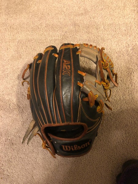 Barely used Wilson A2k DP15 BRAND NEW CONDITION