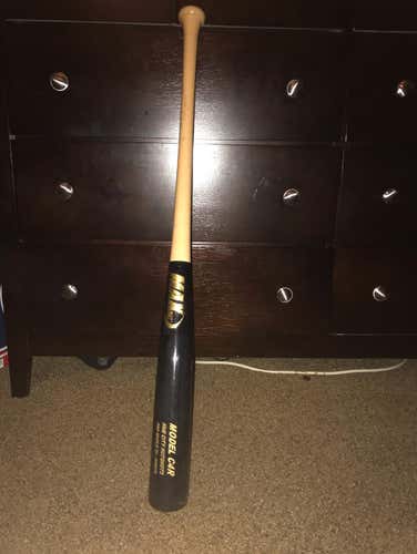 MaxBat C4R 33in/30oz Maple