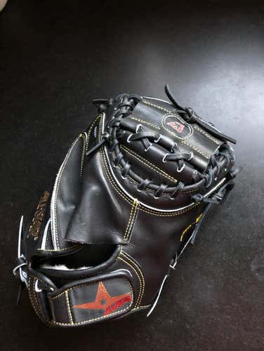Very Lightly Used All Star CM3000 Catchers Mitt (Black and Gold Edition)