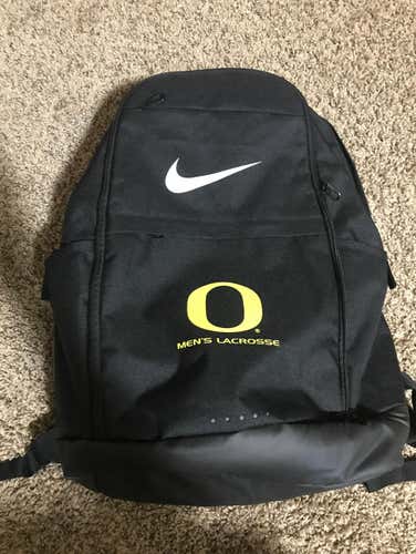 University Of Oregon Men’s Lacrosse Team Backpack