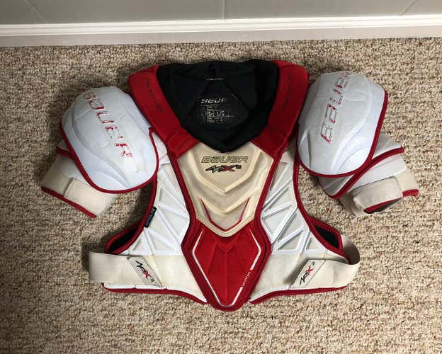 Bauer APX2 Shoulder Pads