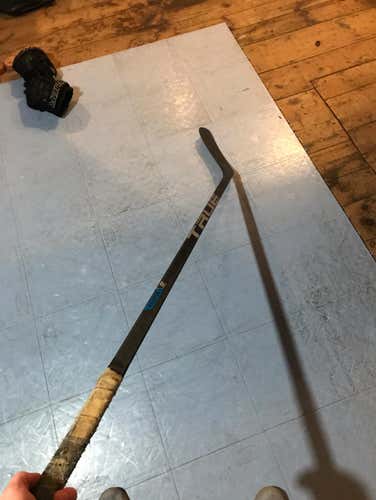 True Xcore 9 Stick Left 65 P88