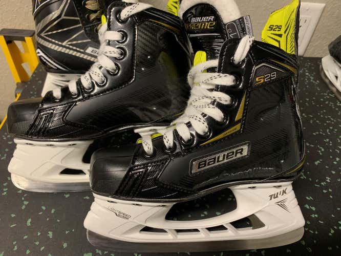 Bauer Supreme S29 Skates Size 1