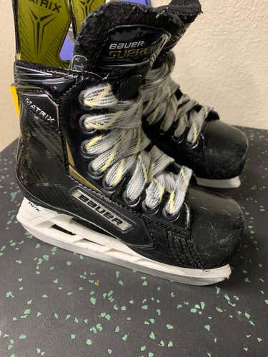 Bauer Supreme Matrix Skates Youth