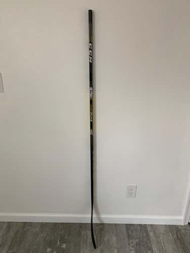 CCM Super Tacks RH 85 Flex P90 Curve Pro Stock