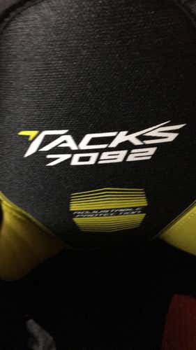 CCM 7092 Junior/XL Pants