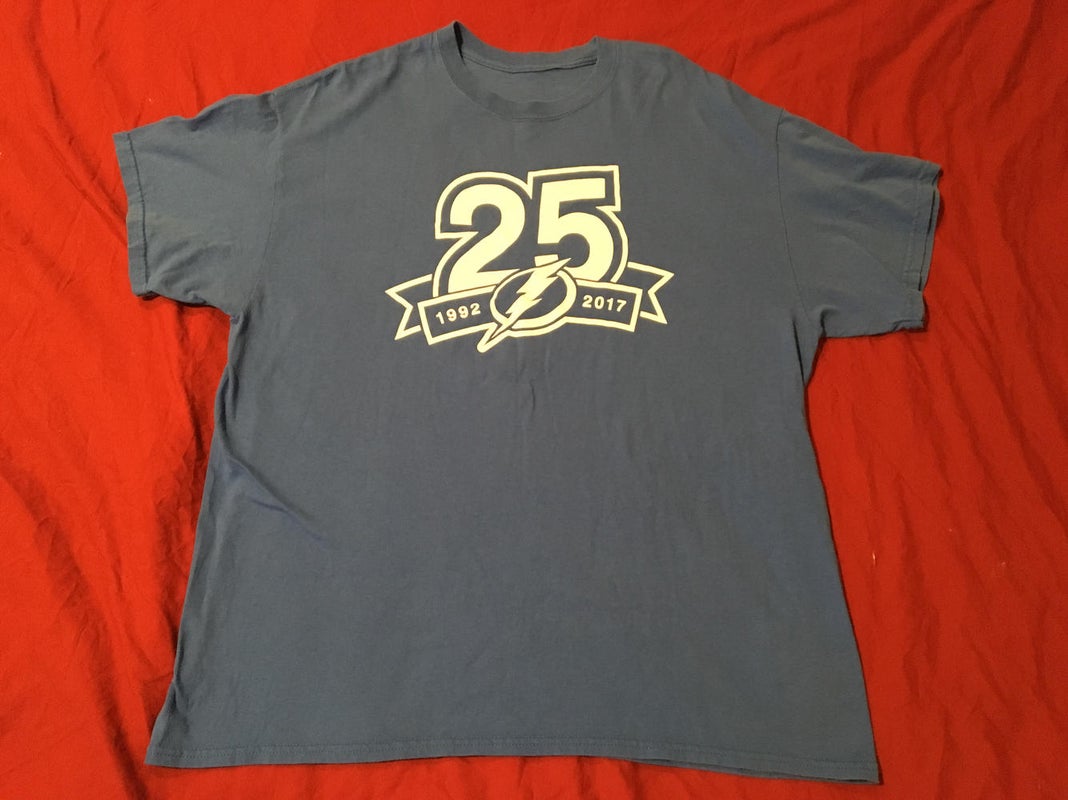 STEVEN STAMKOS NHLPA Hockey Mens Small T-Shirt