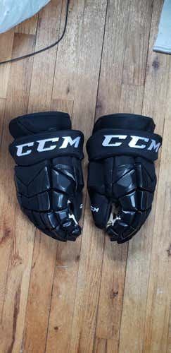 CCM HGP14 Pro Stock Gloves 14" Black