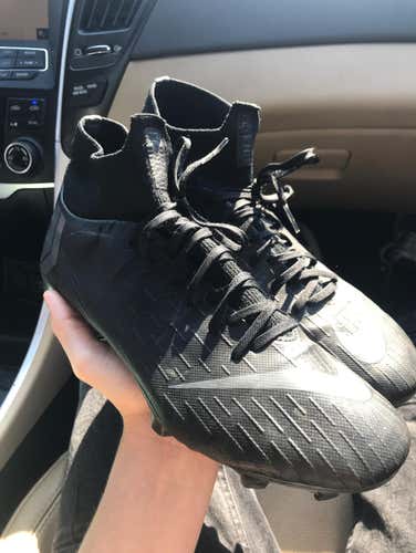 Nike Soccer Cleats Slightly Used