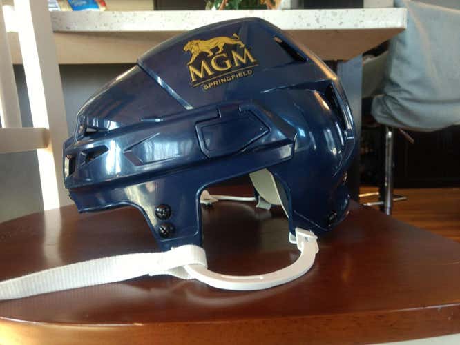 CCM VECTOR V08 PRO STOCK HOCKEY HELMET NAVY MEDIUM THUNDERBIRDS