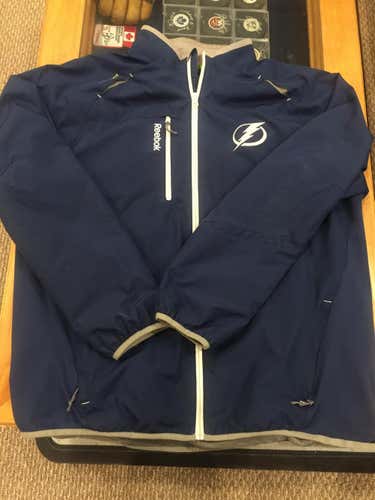 Tampa Bay Lightning Pro Stock Reebok Play Dry Team Jacket Size XL