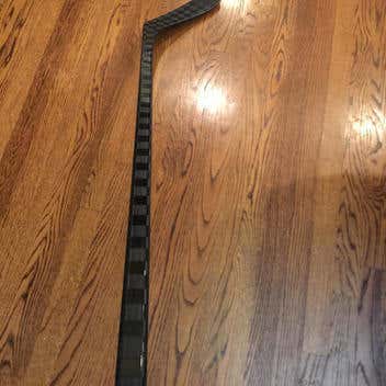two New Unbranded Custom Stick RH- P28 -80 & 82 Flex