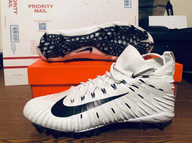 Nike Alpha Menace Elite football cleats Size 13.5