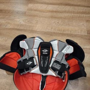 Easton Shoulder Pads Junior