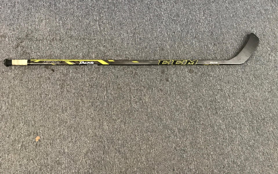Pro Stock CCM Tacks Hockey Stick Senior Right Used