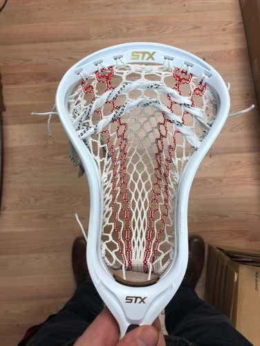 STX Stallion 700 + White/Red STX Memory Mesh BN