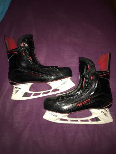 1x Limited Edition Skates