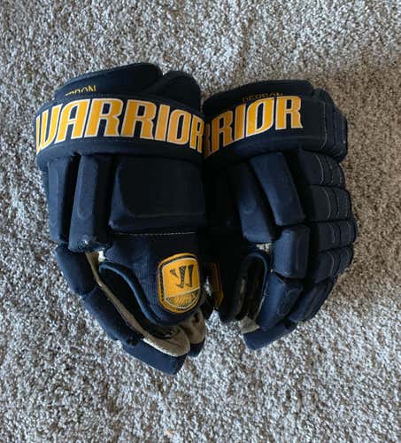 David Perron Gloves