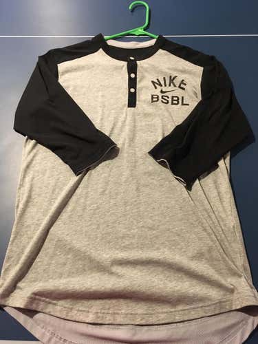 Nike 3/4 Sleeve Raglan