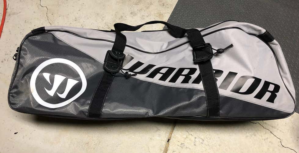 Warrior Black Hole S1 Shorty lacrosse Bag