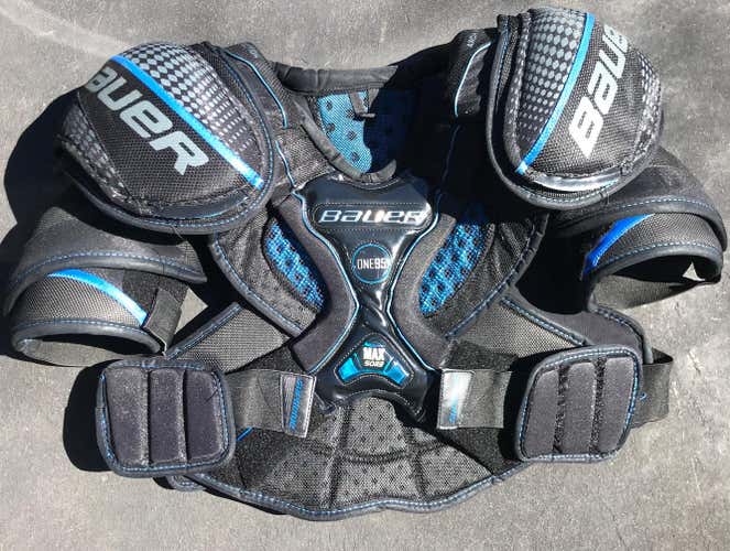 Bauer Supreme One95 Shoulder Pads Large