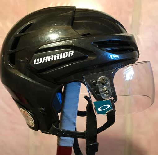 Warrior Known PX3 Hockey Helmet With Oakley Visor Medium Black