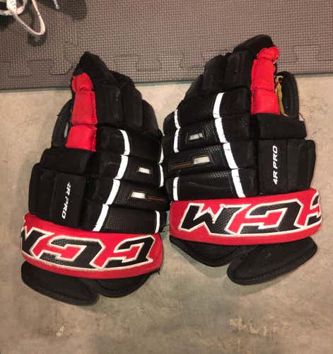 CCM 4 ROLL PRO (BLACK&RED)