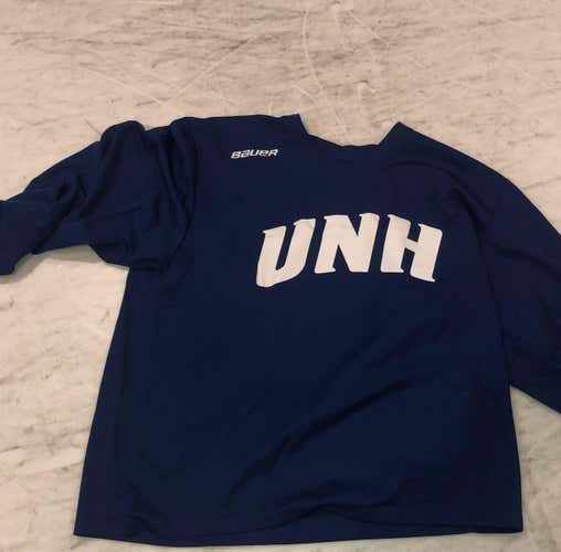 UNH BAUER PRACTICE JERSEY #10