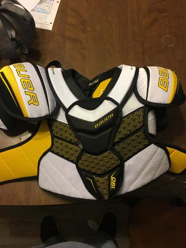Bauer Supreme 190 Shoulder Pads New