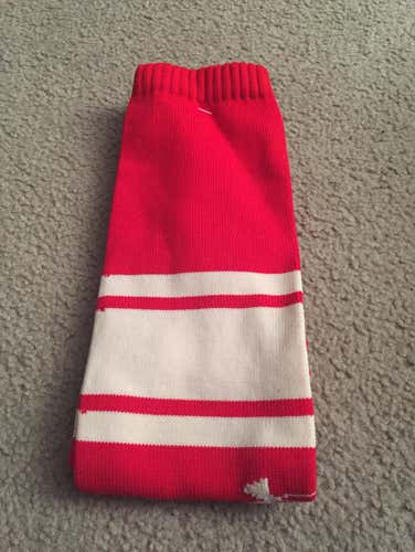 New Red Striped Maryland Team Issued Baseball Stirrups Large