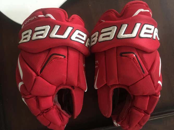 Bauer Gloves