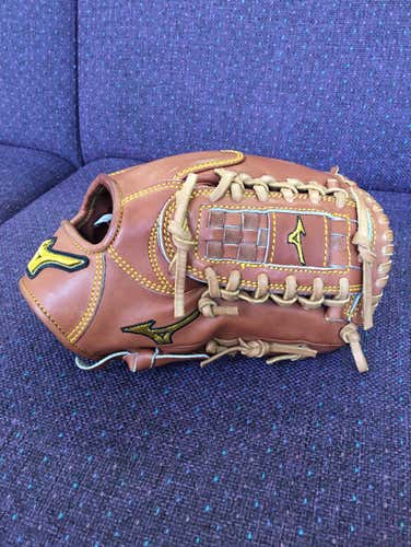 Mizuno Pro Limited GMP100 Baseball Glove