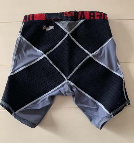 Under Armour Compression Shorts, Pro Core, Men’s Large