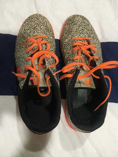 Limited Edition Nike Ronaldo Model Indoor Soccer Shoes