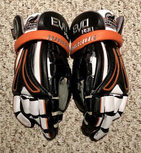 New England Black Wolves (NLL) Evo Pro gloves