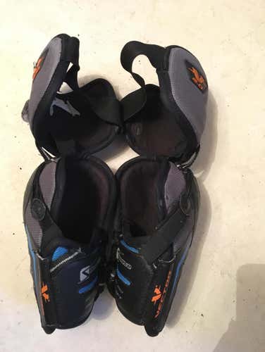 CCM Vector Elbow Pads