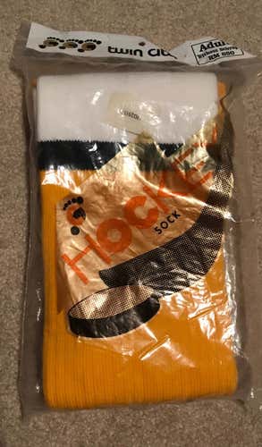 Adult Knit Twin City Hockey Socks Boston