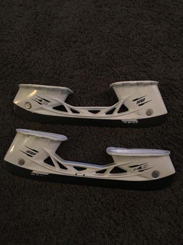 CCM Speed Blade 4.0 holders size 247 with SB Black steel