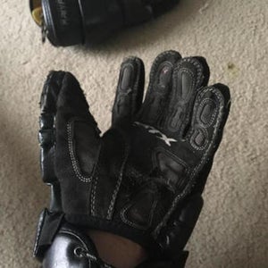 Used Stx Rival Gloves