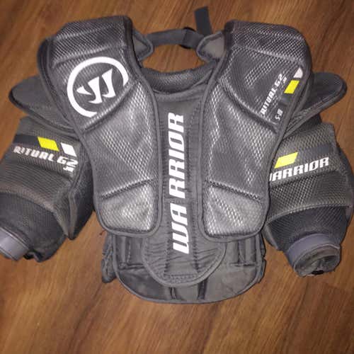 Warrior Ritual G2 Goalie Chest Protector Junior (WILLING TO NEGOTIATE) Used for 1 Year