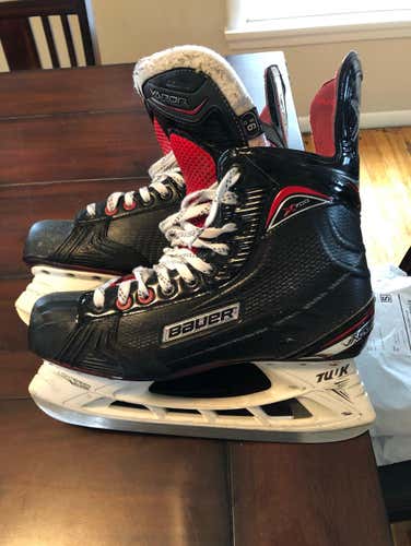 Bauer X700 Skates Size 9.5