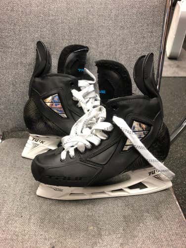 TRUE SKATES OPEN TO TRADE